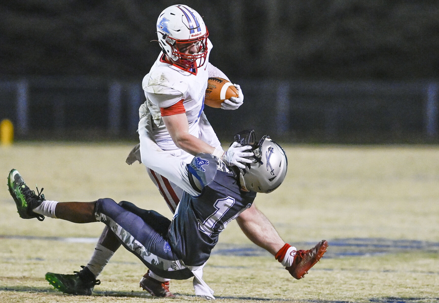 111022-lna-sports-appomattox ftb p8